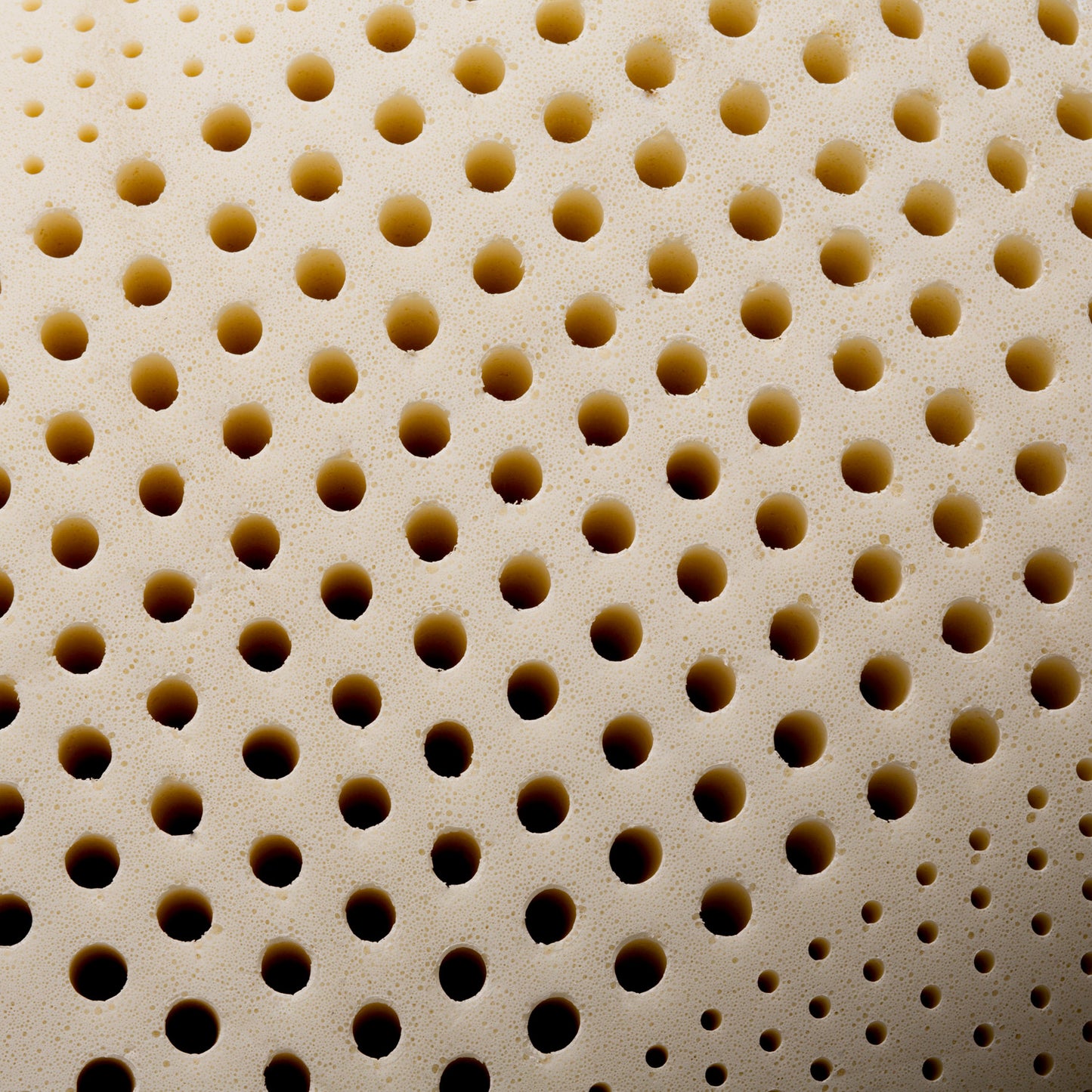Natural Latex Pillow with Zoned Support for Enhanced Airflow
